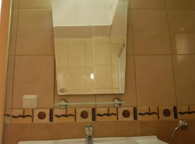 Maviev Отель 3*