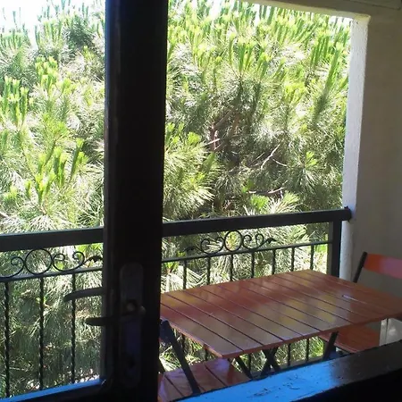 Hotel Maviev 3*